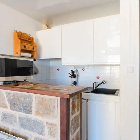Lumineux A Gruissan, 2 Chambres, Proche Plage, Parking Securise, Mini-box Wifi, Non-fumeur - Fr-1-409a-15 Apartment